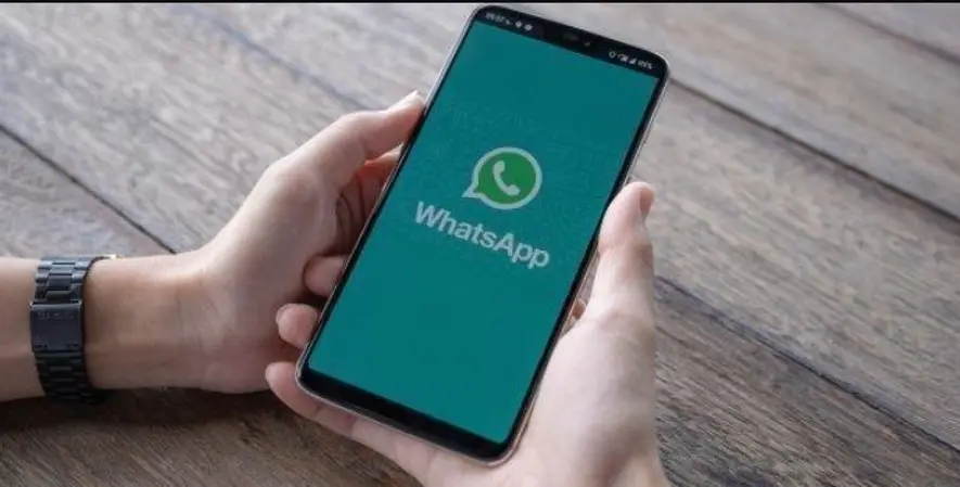 WhatsApp tidak kelihatan online