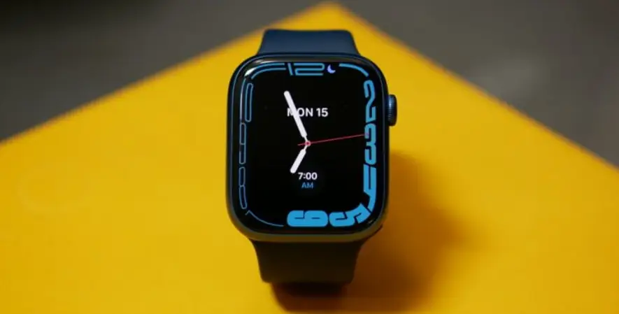 smartwatch untuk renang